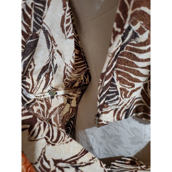 Gillian VTG Safari Palm Leaf 100% Silk Wrap Dress Womens Size 8 Neutral Pockets - Picture 12 of 14